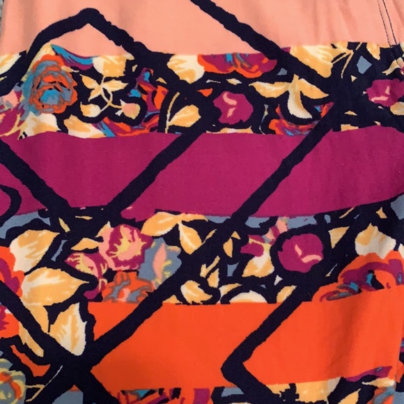 LuLaRoe Leggings - Picture 2 of 2